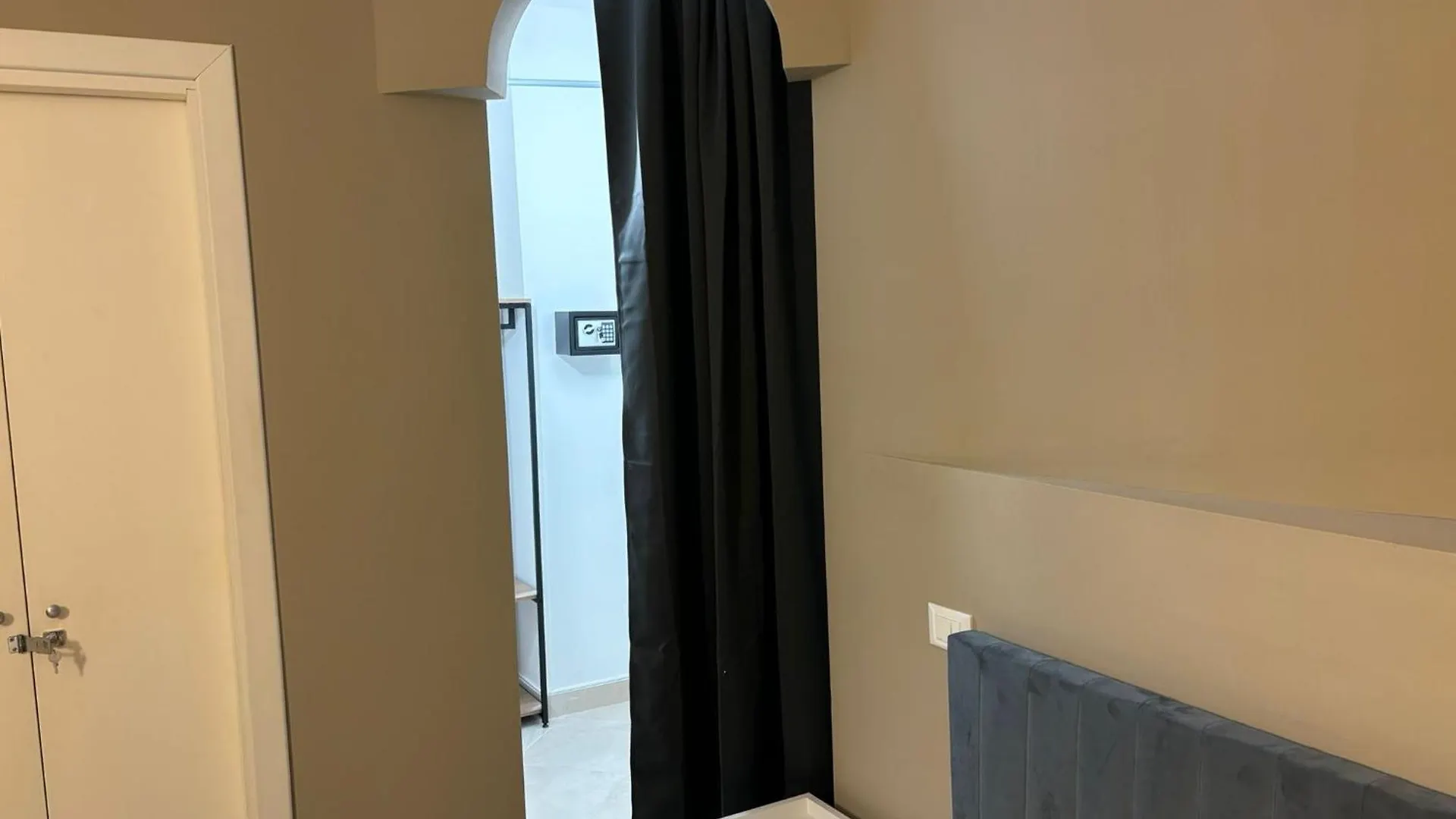 Medea Sikanart Home Palermo