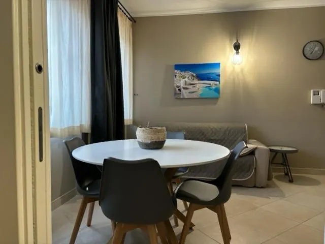 Medea Sikanart Home Palermo